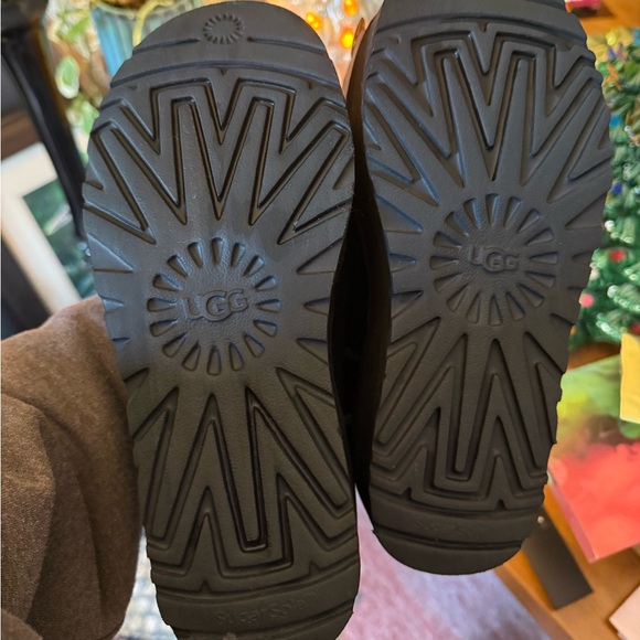 UGG Classic Mini Platform NIB - Picture 10 of 16
